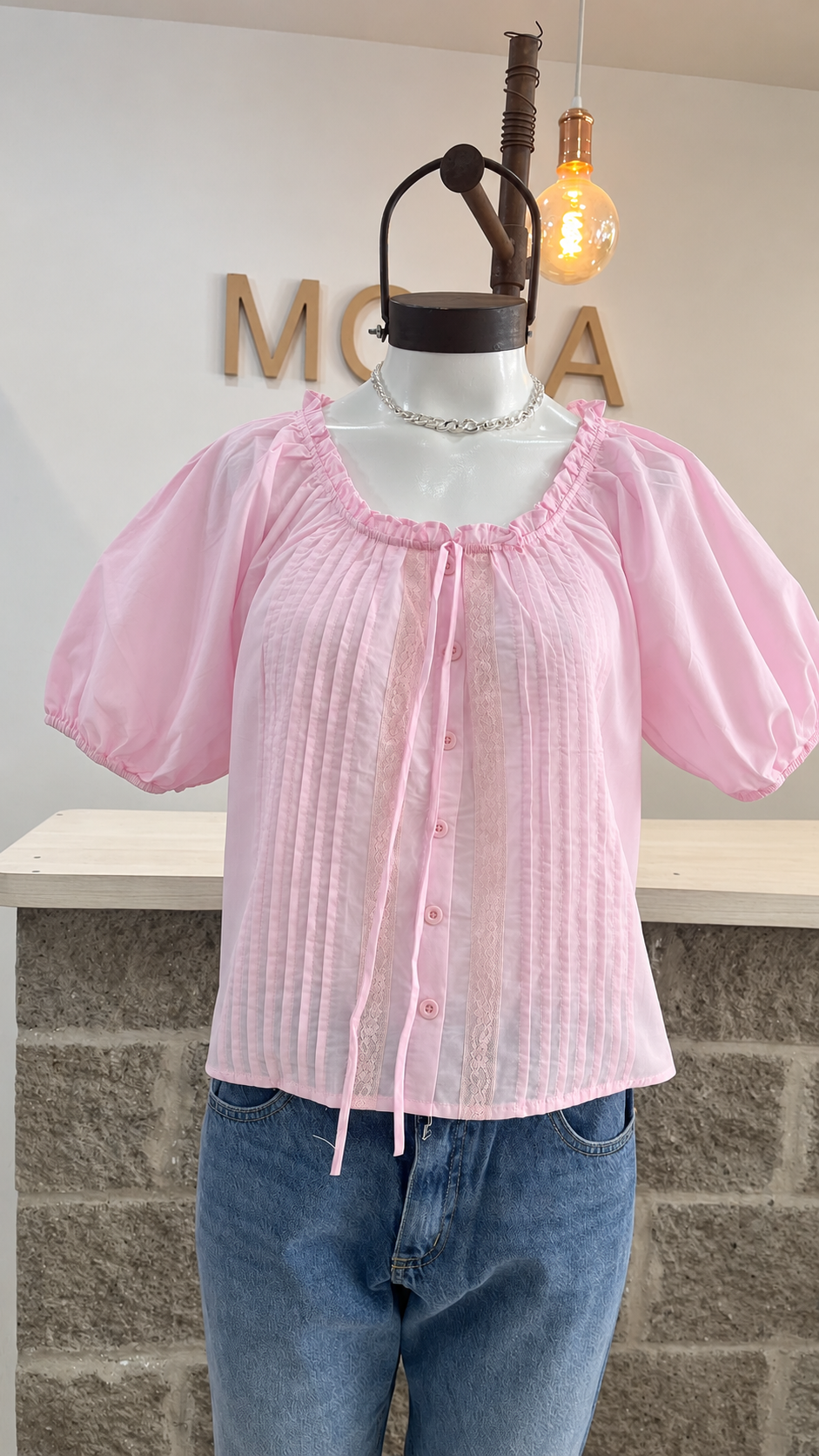 BLUSA TABLITAS Y PUNTILLA