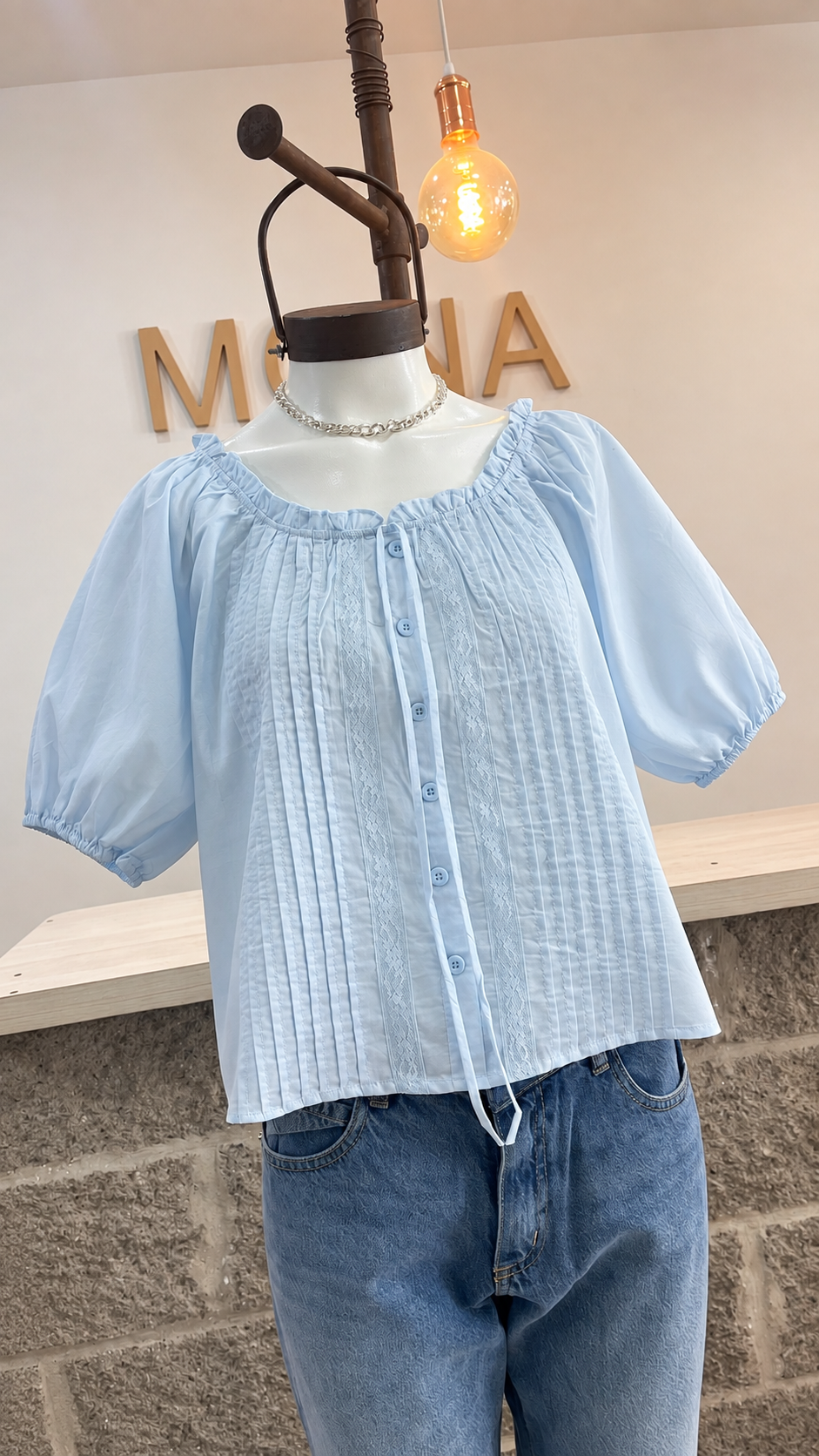 BLUSA TABLITAS Y PUNTILLA